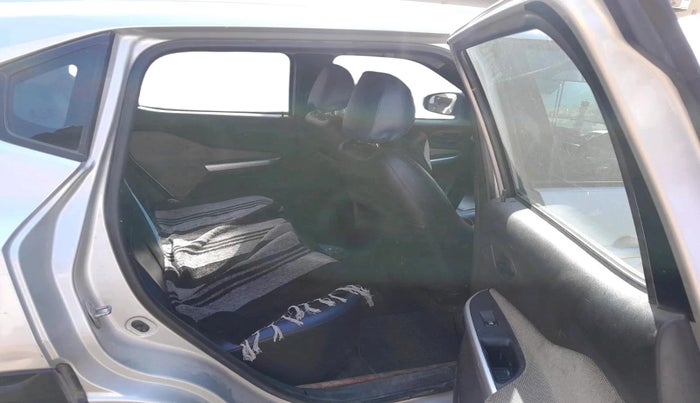 2021 Nissan MAGNITE XE, CNG, Manual, 71,494 km, interior