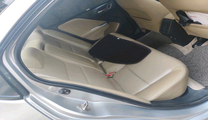 2017 Honda City 1.5L I-VTEC VX CVT, Petrol, Automatic, 83,259 km, interior