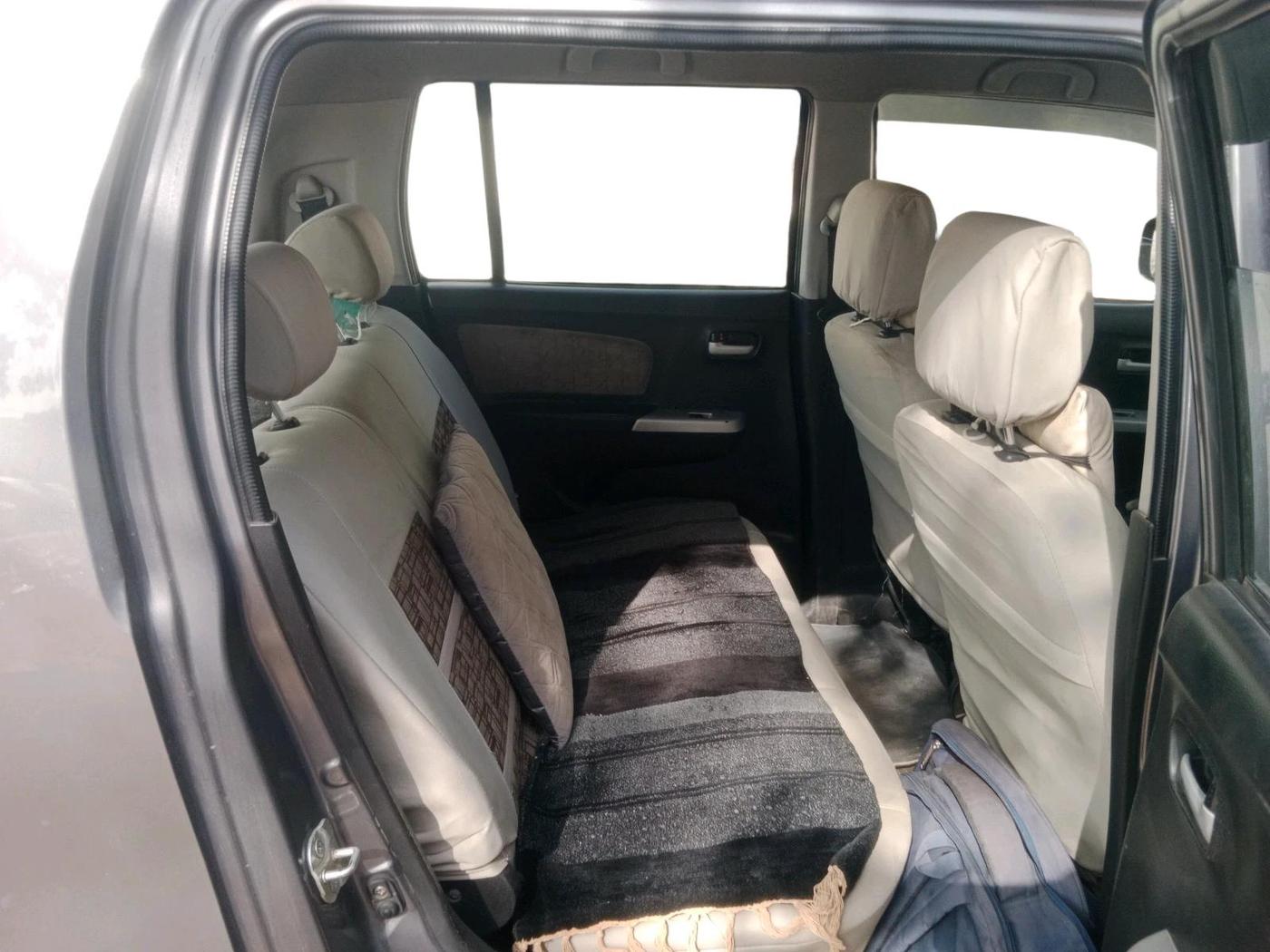 2014 Maruti Wagon R 1.0 VXI, CNG, Manual, 1,53,402 km, interior