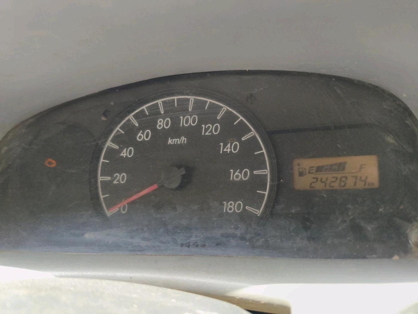 2011 Maruti Alto LXI, CNG, Manual, 2,42,874 km, interior