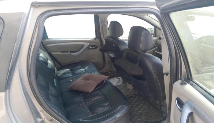 2013 Nissan Terrano XL D PLUS, Diesel, Manual, 91,064 km, interior