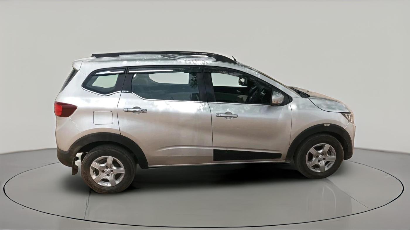 2019 Renault TRIBER RXZ, Petrol, Manual, 40,092 km, exterior