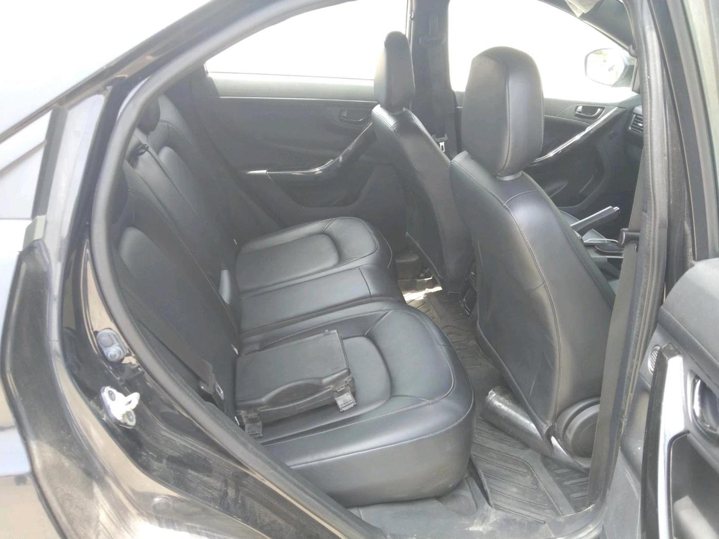 2021 Tata NEXON XZA PLUS DIESEL DARK EDITION, Diesel, Automatic, 94,438 km, interior