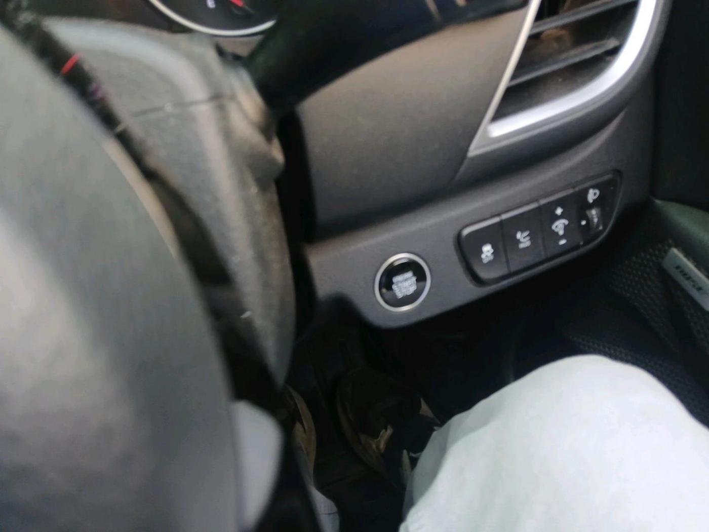 2022 KIA SELTOS GTX PLUS DCT 1.4 PETROL, Petrol, Automatic, 27,374 km, interior