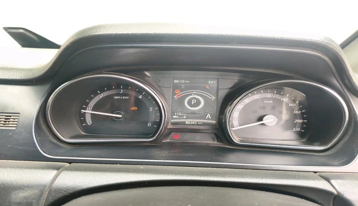 2017 Tata Hexa XTA 4X2 7 STR, Diesel, Automatic, 86,265 km, interior