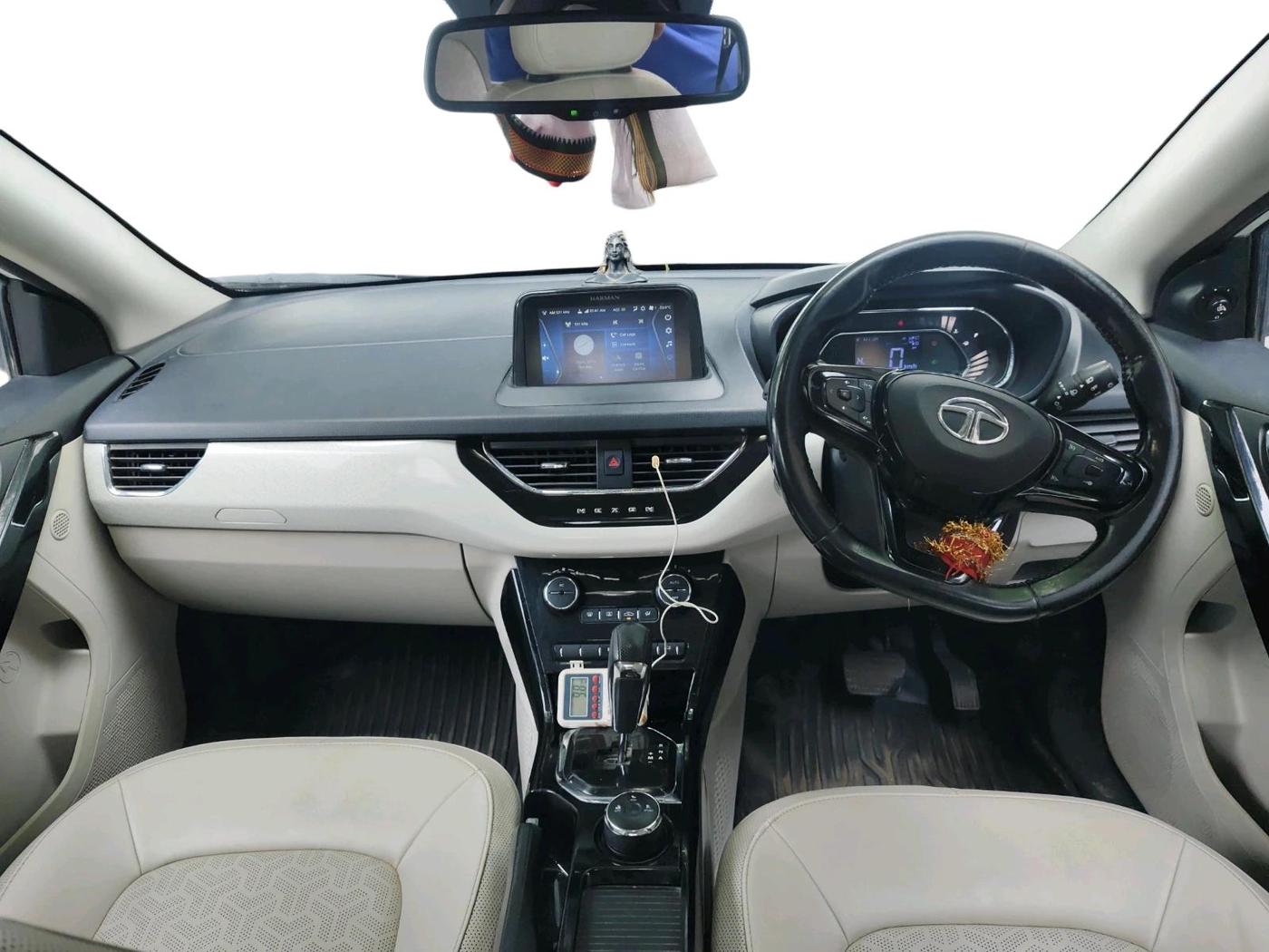 2022 Tata NEXON XZA PLUS DIESEL, Diesel, Automatic, 93,975 km, interior