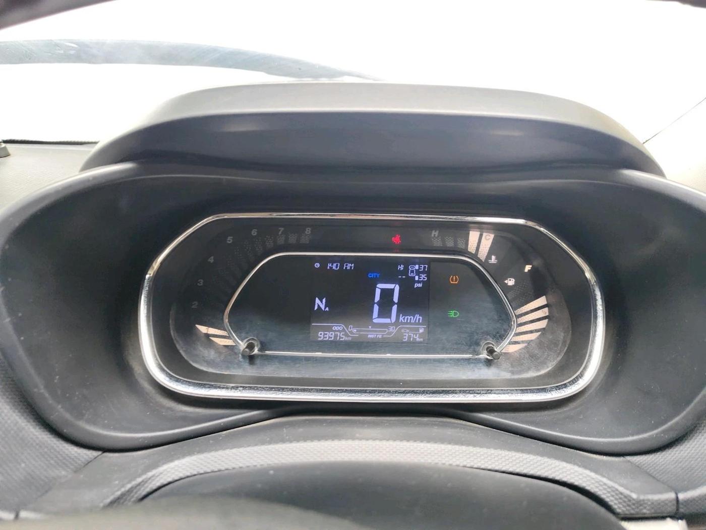 2022 Tata NEXON XZA PLUS DIESEL, Diesel, Automatic, 93,975 km, interior