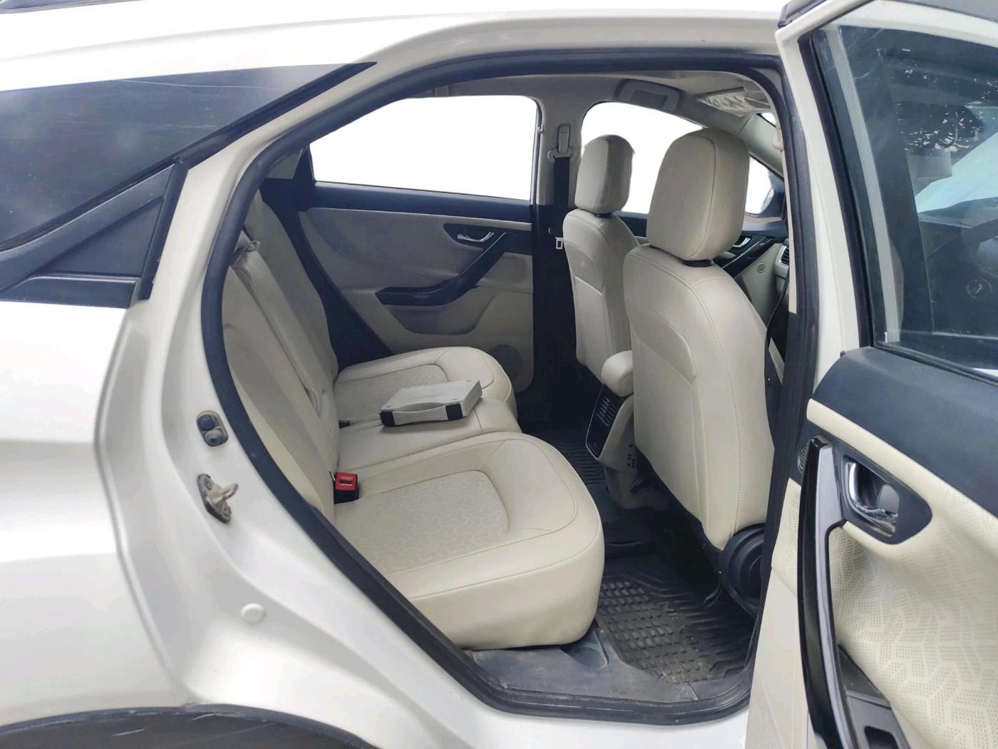 2022 Tata NEXON XZA PLUS DIESEL, Diesel, Automatic, 93,975 km, interior