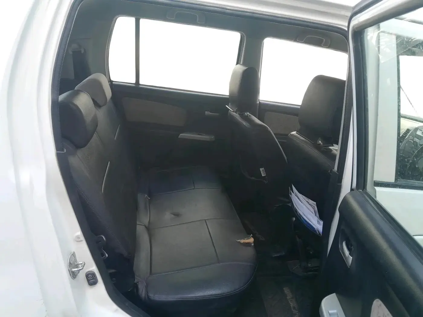 2013 Maruti Wagon R 1.0 VXI, Petrol, Manual, 98,373 km, interior