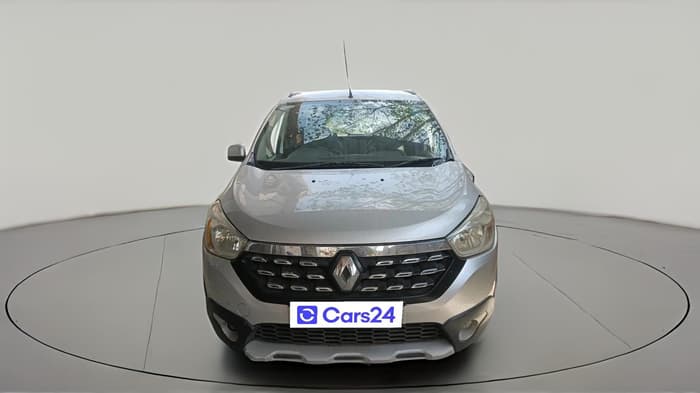 2015 Renault Lodgy 110 PS RXZ, Diesel, Manual, 1,39,229 km, exterior