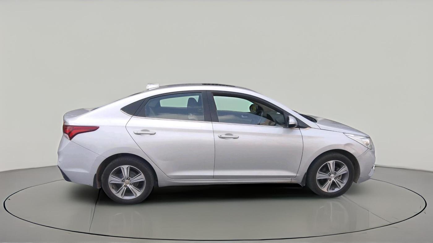 2018 Hyundai Verna 1.6 CRDI SX + AT, Diesel, Automatic, 11,00,000 km, exterior