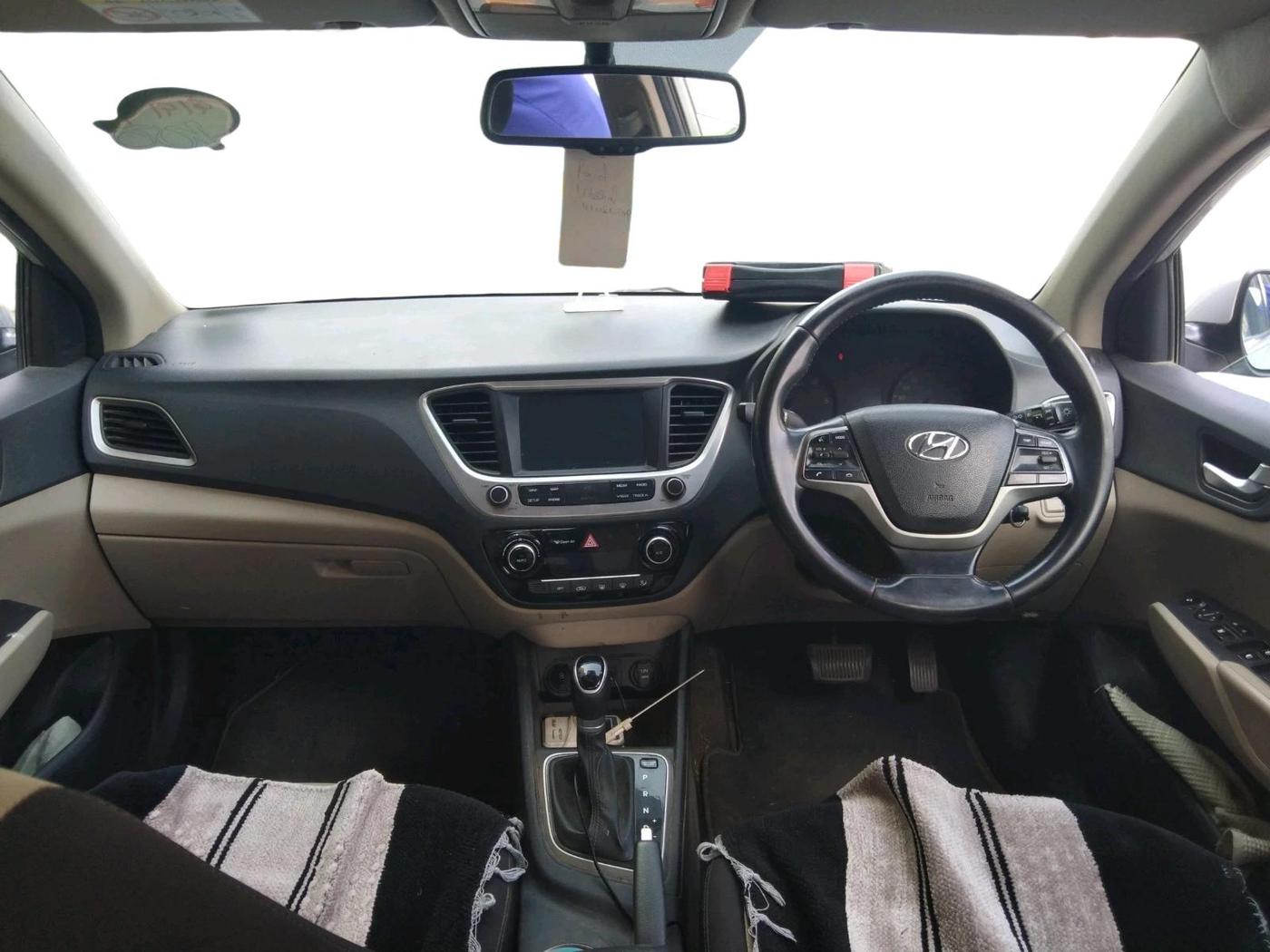 2018 Hyundai Verna 1.6 CRDI SX + AT, Diesel, Automatic, 11,00,000 km, interior