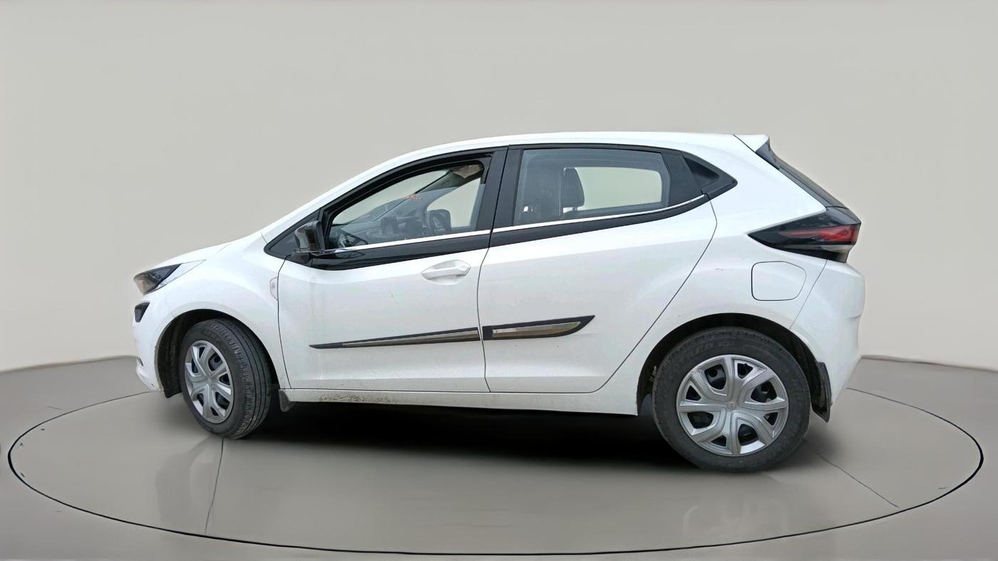2024 Tata ALTROZ XM PLUS PETROL, Petrol, Manual, 8,342 km, exterior