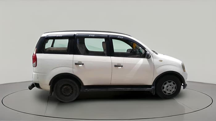 2013 Mahindra Xylo E4, Diesel, Manual, 1,74,035 km, exterior