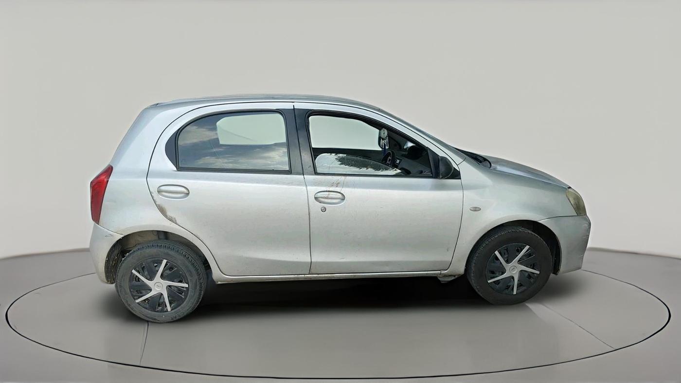 2011 Toyota Etios Liva VX, Petrol, Manual, 1,06,327 km, exterior