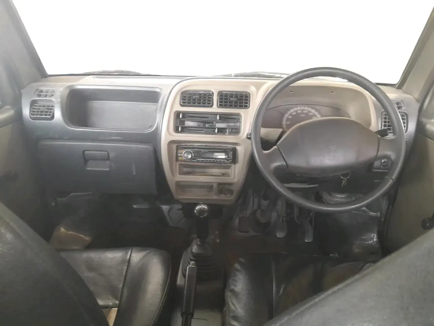 2015 Maruti Eeco 5 STR WITH A/C+HTR, Petrol, Manual, 2,01,000 km, interior