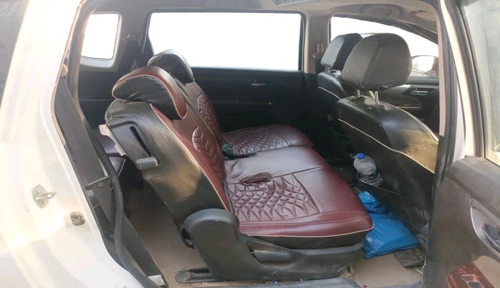 2017 Maruti Ertiga VDI SHVS, Diesel, Manual, 1,12,215 km, interior