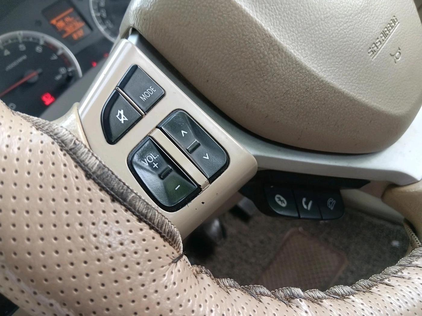 2016 Maruti Ertiga VXI, Petrol, Manual, 76,975 km, interior