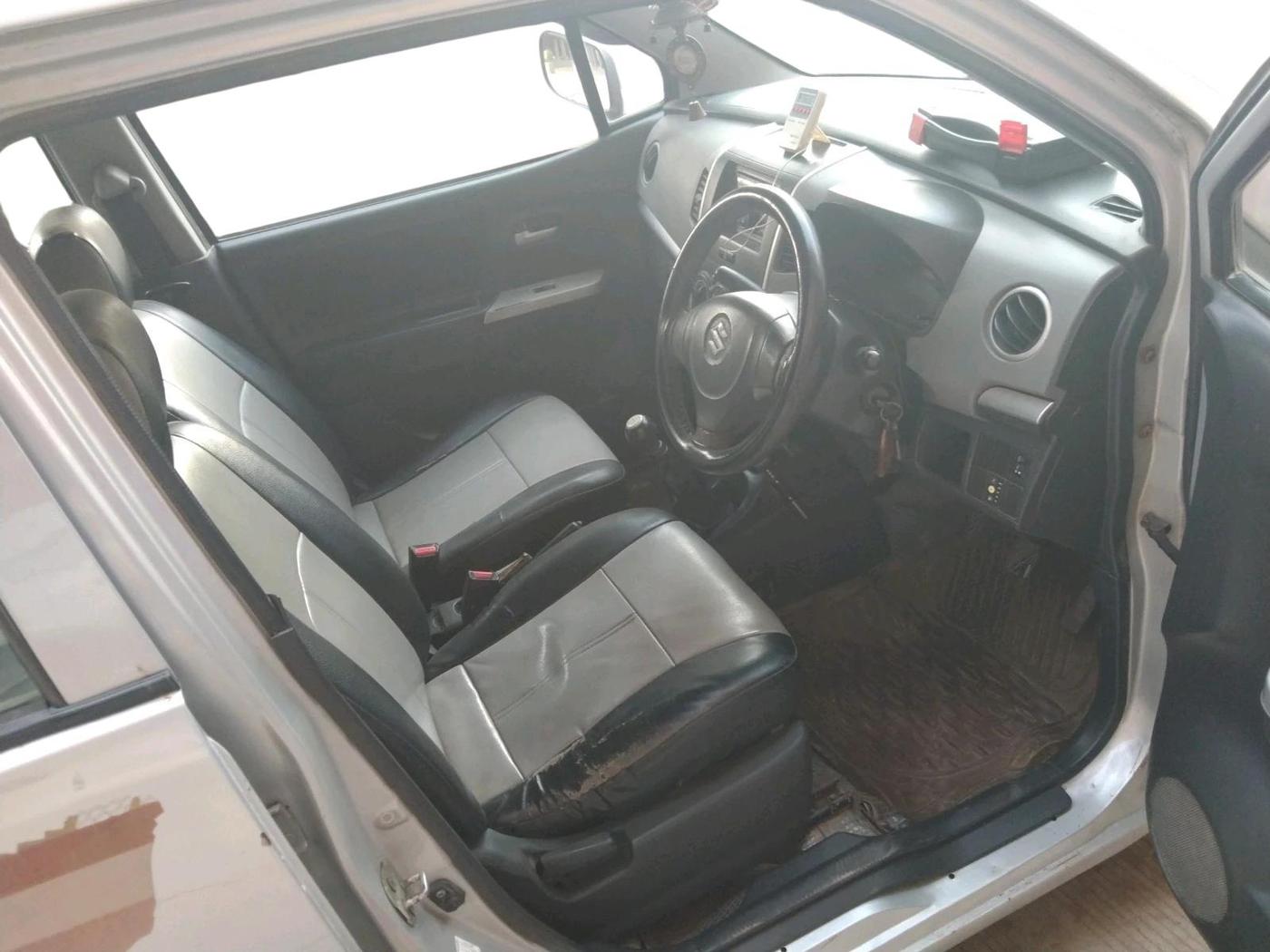 2012 Maruti Wagon R 1.0 LXI CNG, CNG, Manual, 1,88,955 km, interior