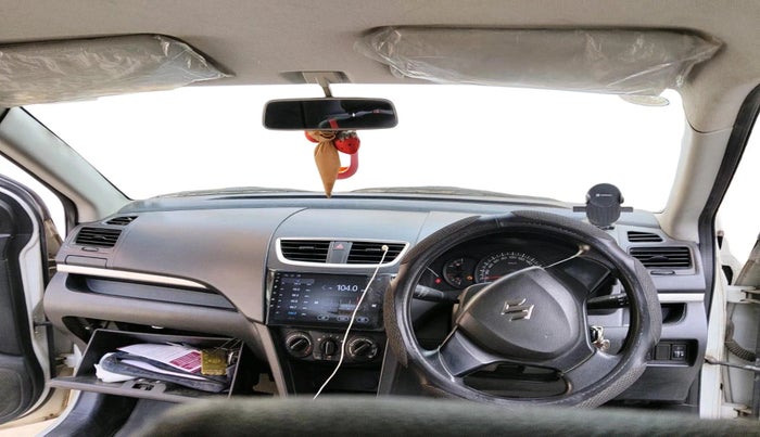 2015 Maruti Swift LXI, Petrol, Manual, 75,069 km, interior