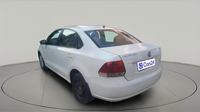 2011 Volkswagen Vento TRENDLINE 1.6, Petrol, Manual, 72,123 km, exterior