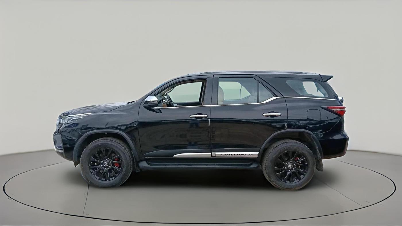 2023 Toyota Fortuner 4X4 AT 2.8 DIESEL, Diesel, Automatic, 57,281 km, exterior