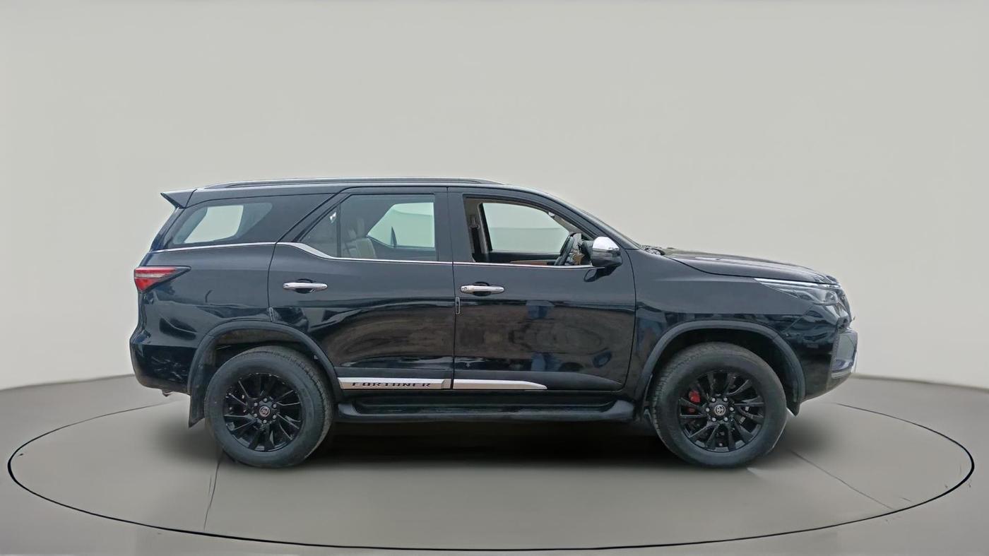 2023 Toyota Fortuner 4X4 AT 2.8 DIESEL, Diesel, Automatic, 57,281 km, exterior