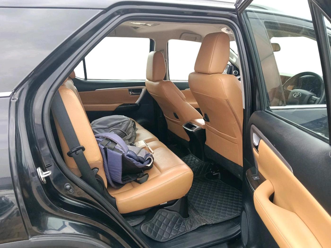 2023 Toyota Fortuner 4X4 AT 2.8 DIESEL, Diesel, Automatic, 57,281 km, interior