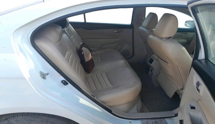 2015 Maruti Ciaz ZDI+ SHVS, Diesel, Manual, 85,865 km, interior