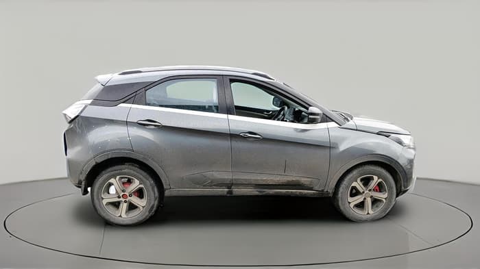 2023 Tata NEXON XZ PLUS LUXURY SUNROOF DIESEL, Diesel, Manual, 70,531 km, exterior