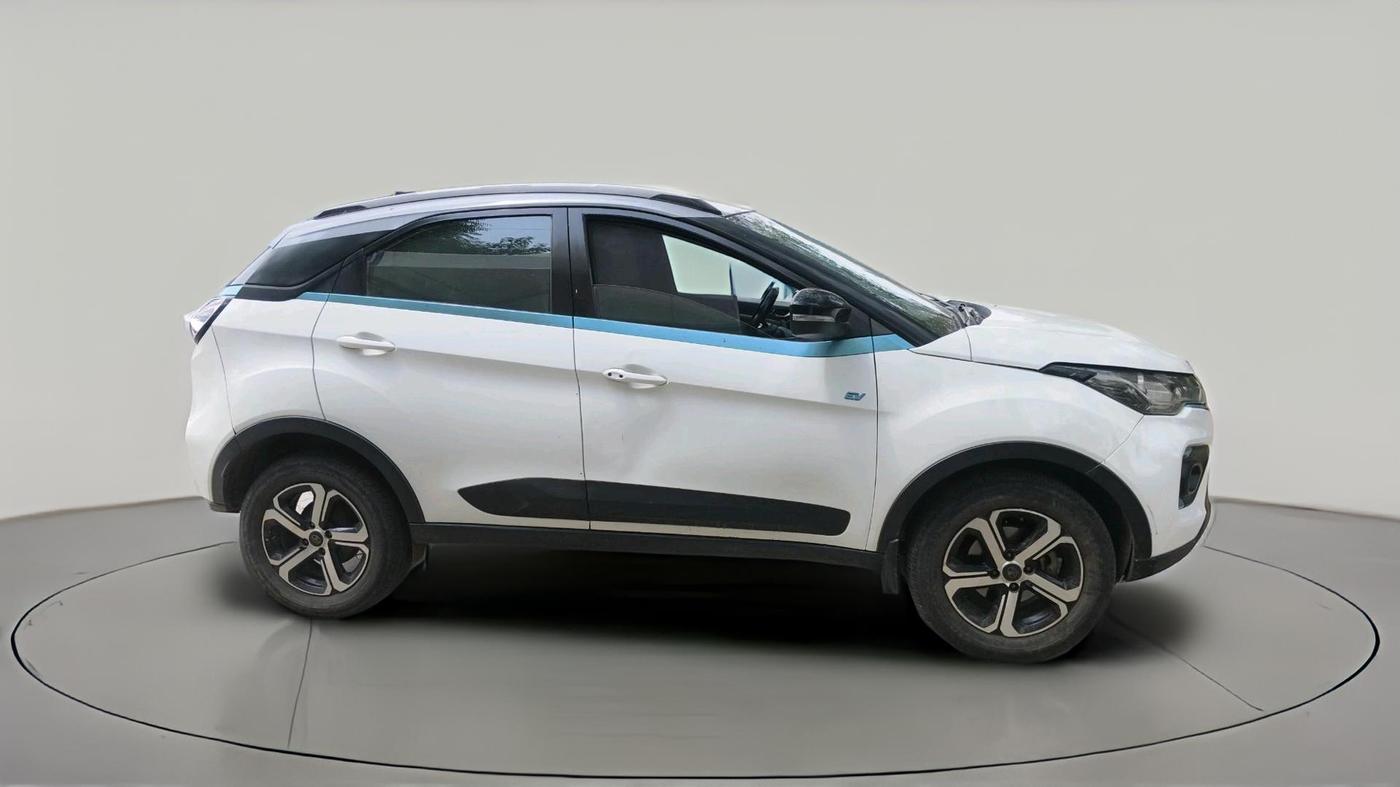 2022 Tata NEXON EV XZ PLUS, Electric, Automatic, 94,870 km, exterior