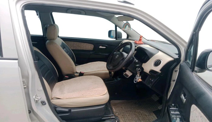 2017 Maruti Wagon R 1.0 VXI AMT, Petrol, Automatic, 76,649 km, interior