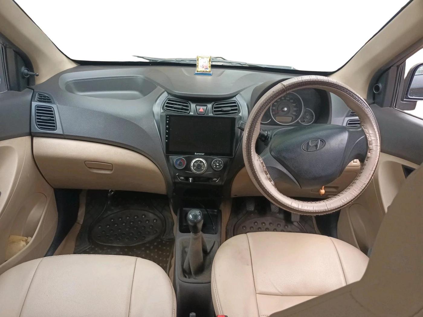 2014 Hyundai Eon MAGNA +, CNG, Manual, 2,29,918 km, interior