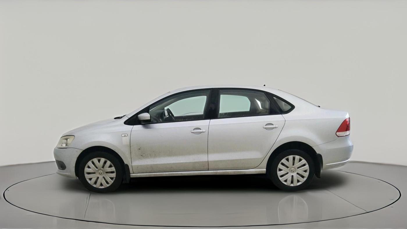 2013 Volkswagen Vento COMFORTLINE DIESEL 1.6, Diesel, Manual, 2,23,768 km, exterior