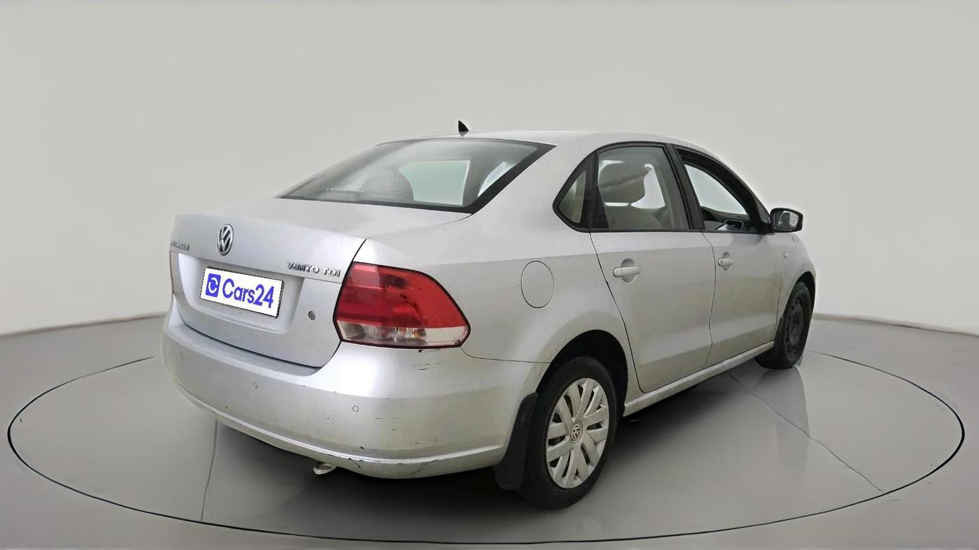 2013 Volkswagen Vento COMFORTLINE DIESEL 1.6, Diesel, Manual, 2,23,768 km, exterior