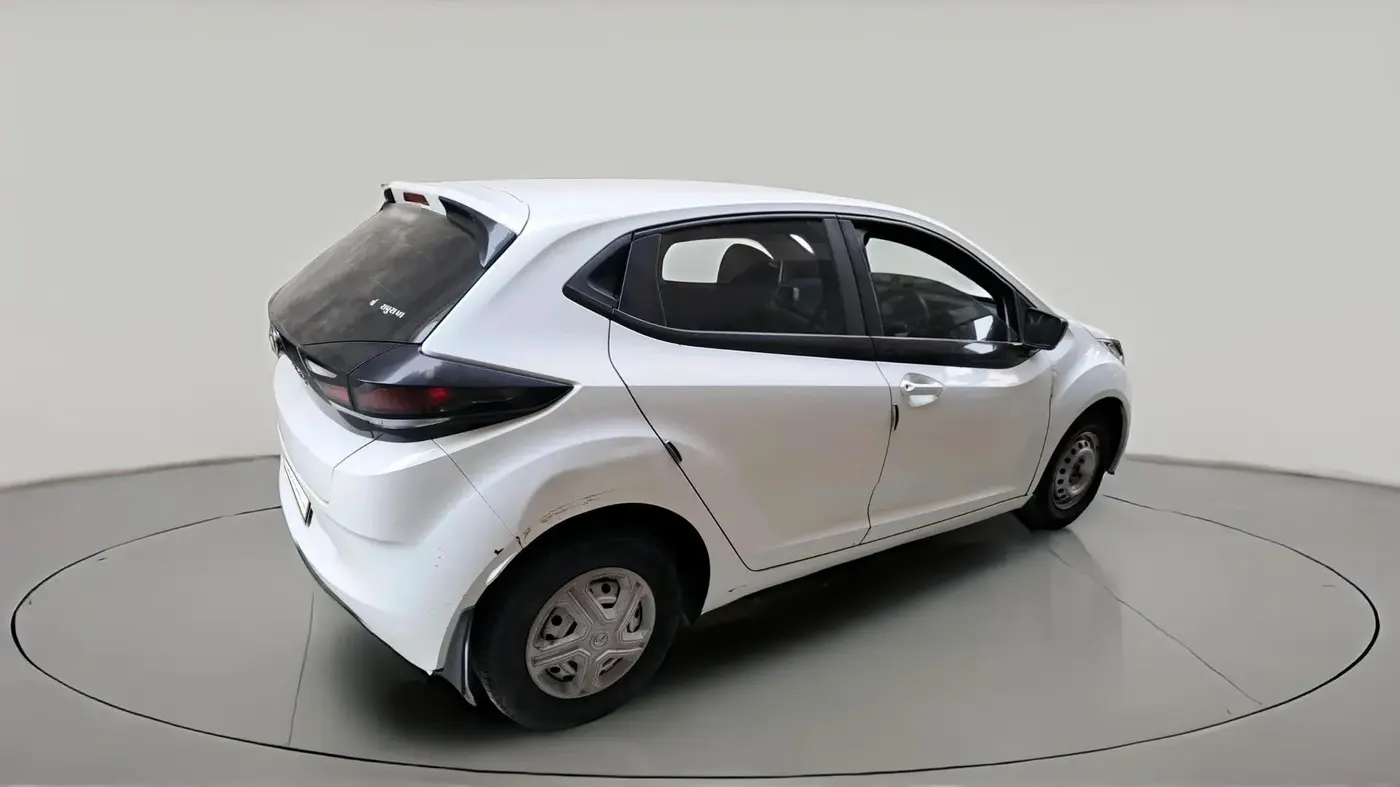 2020 Tata ALTROZ XE PETROL, Petrol, Manual, 40,000 km, exterior