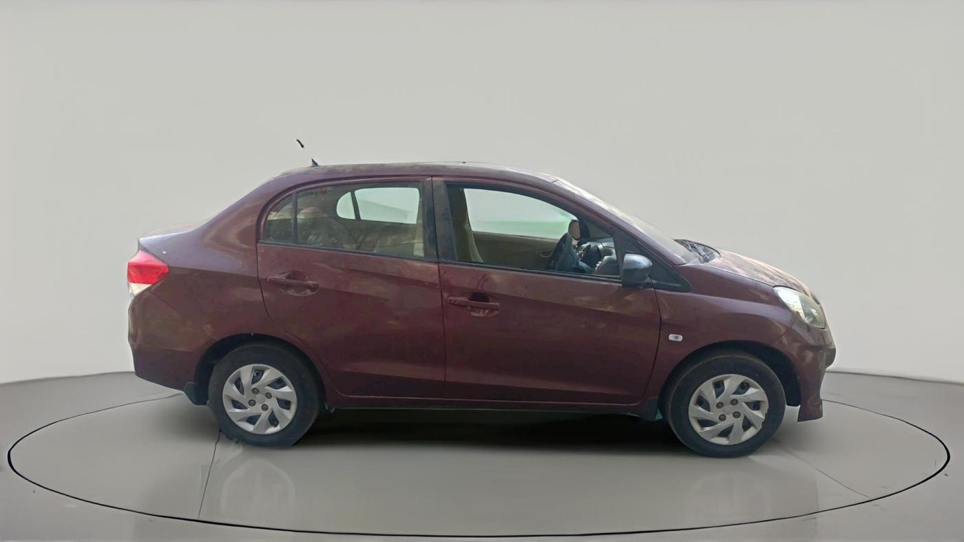 2013 Honda Amaze 1.5L I-DTEC S, Diesel, Manual, 1,36,819 km, exterior