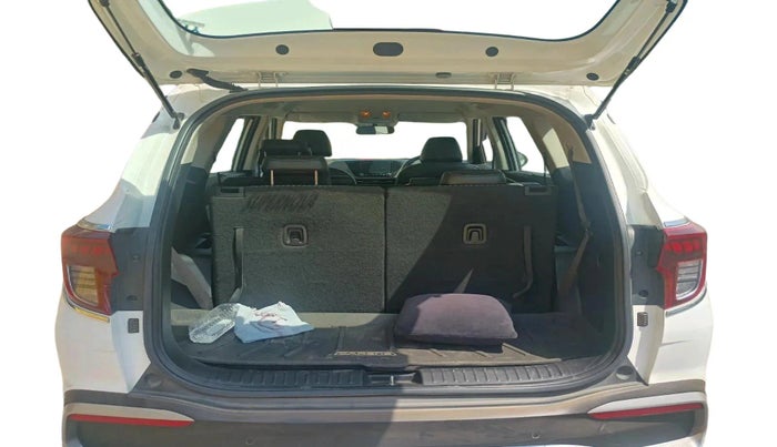 2023 KIA CARENS PRESTIGE 1.5 PETROL 7 STR, Petrol, Manual, 22,136 km, exterior