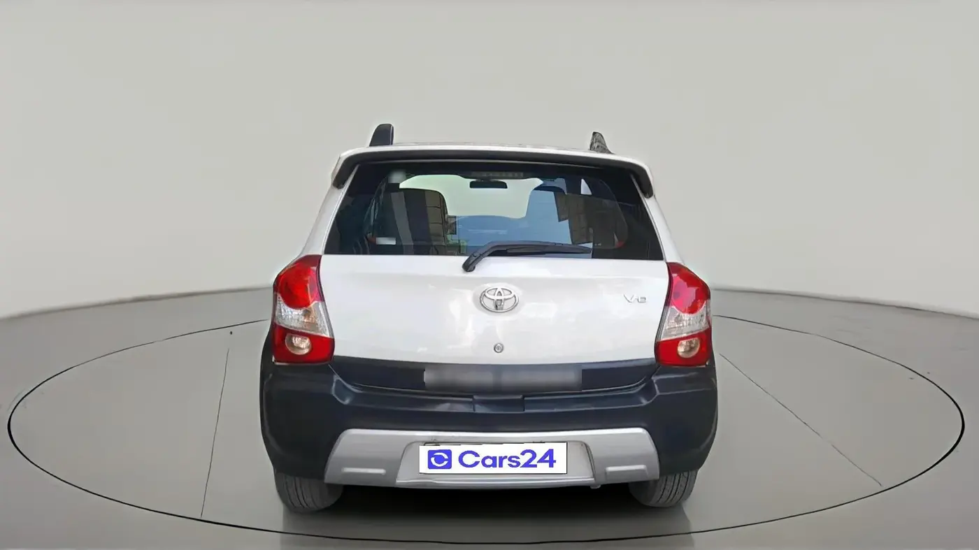 2015 Toyota Etios CROSS 1.4 VD, Diesel, Manual, 1,96,284 km, exterior