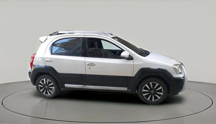 2015 Toyota Etios CROSS 1.4 VD, Diesel, Manual, 1,96,284 km, exterior