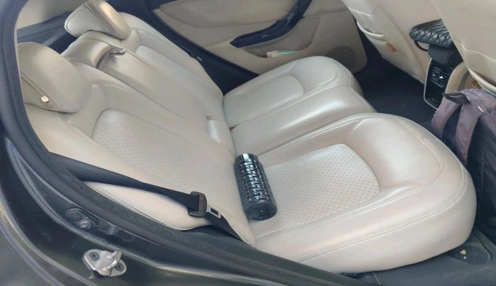 2023 Tata NEXON XZA PLUS DIESEL, Diesel, Automatic, 38,648 km, interior