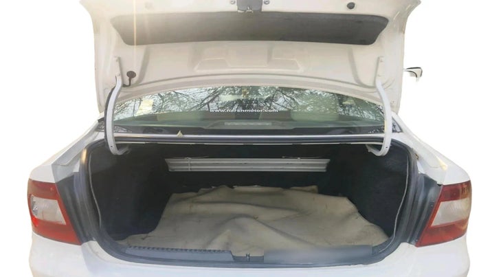 2016 Skoda Rapid AMBITION 1.5 TDI AT, Diesel, Automatic, 59,870 km, exterior