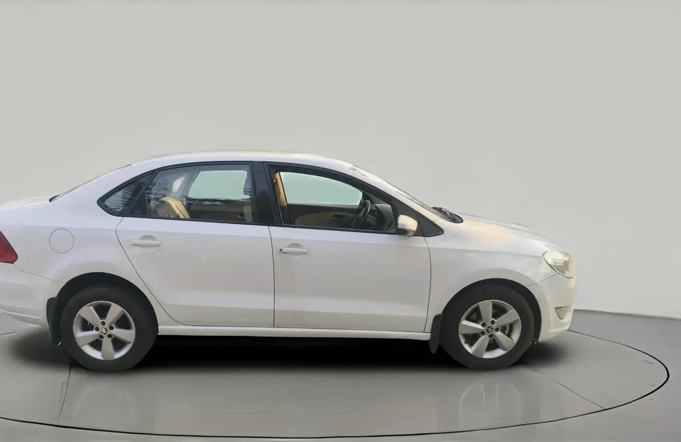 2016 Skoda Rapid AMBITION 1.5 TDI AT, Diesel, Automatic, 59,870 km, exterior