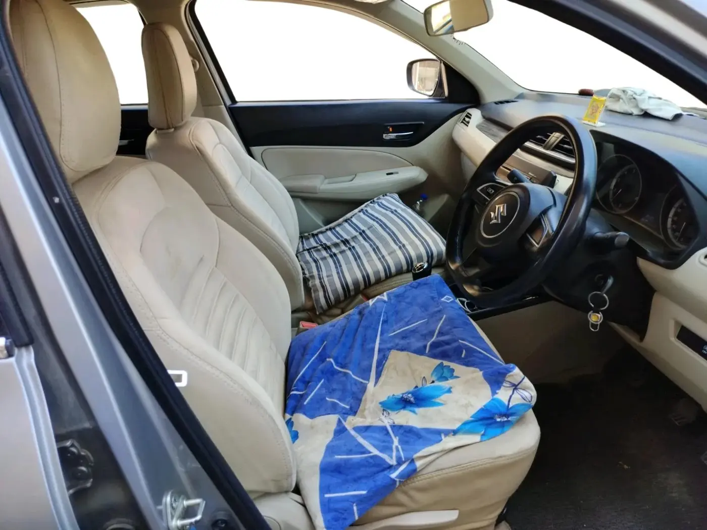 2020 Maruti Dzire VXI, Petrol, Manual, 84,465 km, interior