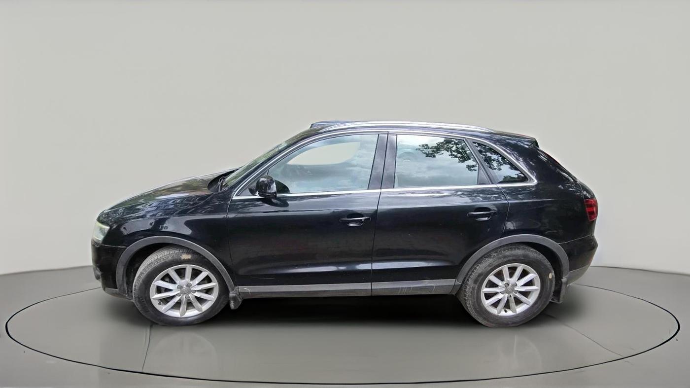 2013 Audi Q3 2.0 QUATTRO TDI AT, Diesel, Automatic, 1,37,630 km, exterior