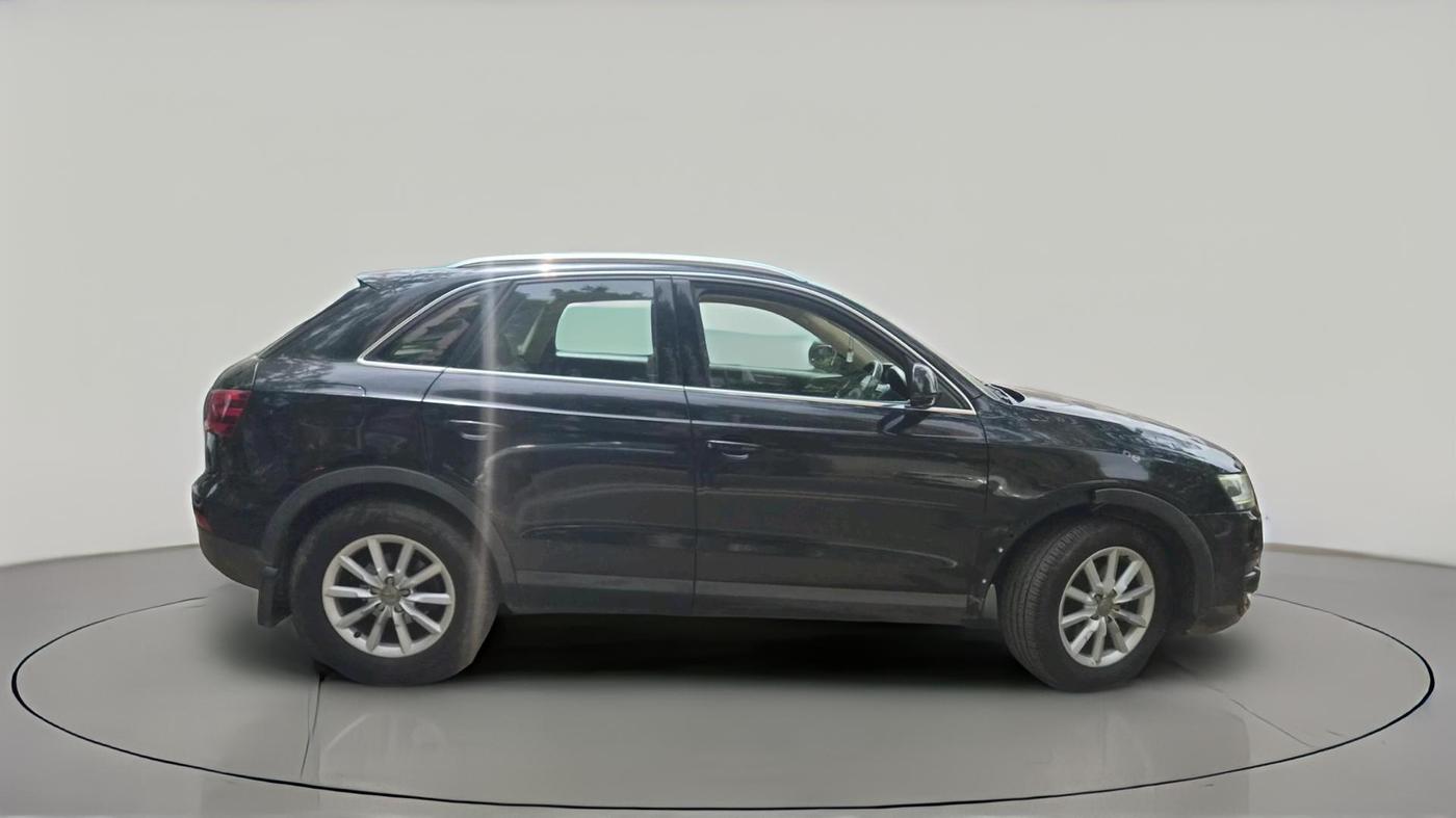 2013 Audi Q3 2.0 QUATTRO TDI AT, Diesel, Automatic, 1,37,630 km, exterior