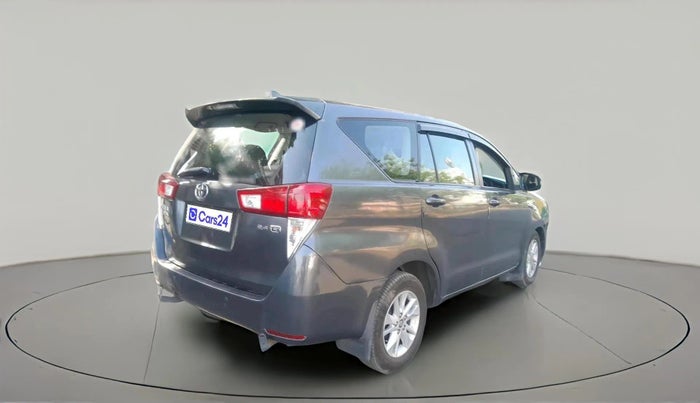 2017 Toyota Innova Crysta 2.4 GX 8 STR, Diesel, Manual, 2,99,048 km, exterior