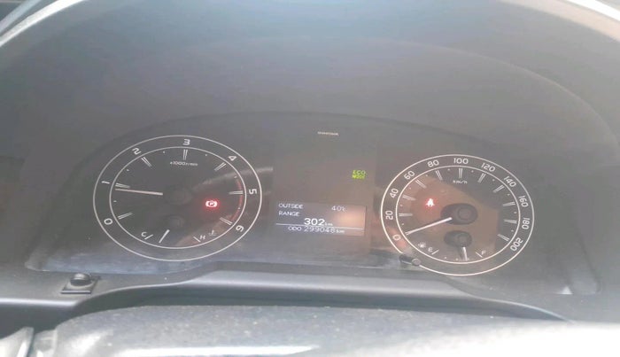 2017 Toyota Innova Crysta 2.4 GX 8 STR, Diesel, Manual, 2,99,048 km, interior