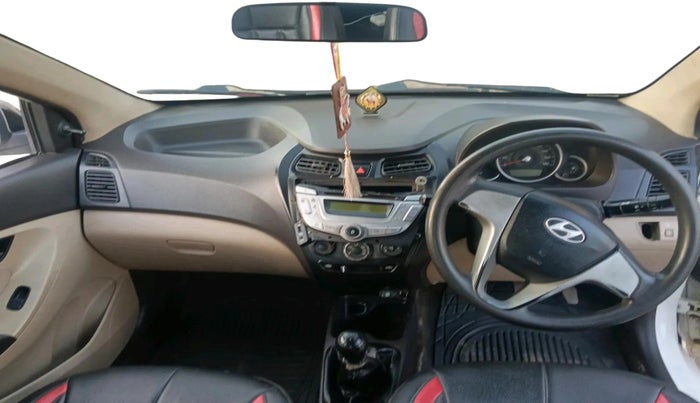 2011 Hyundai Eon SPORTZ, CNG, Manual, 98,698 km, interior