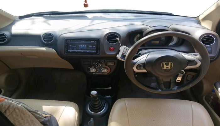 2012 Honda Brio V MT, Petrol, Manual, 72,139 km, interior